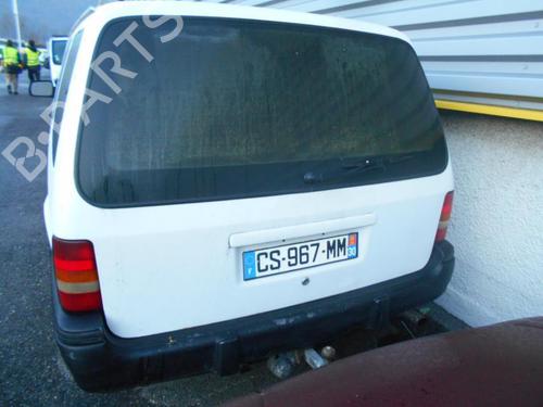 Brugte CHRYSLER VOYAGER II (ES) 2.5 TD 2405297