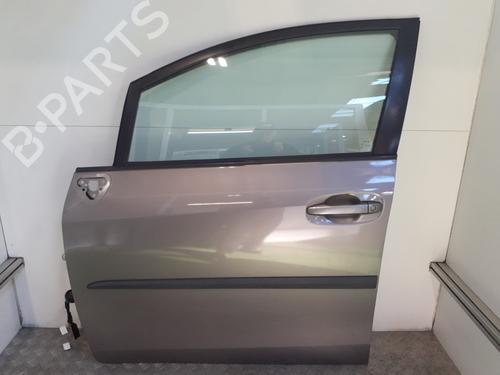 Used Left front door TOYOTA VERSO (_R2_) 1.6 D4-D (WAR20_) (112 hp) 24753423