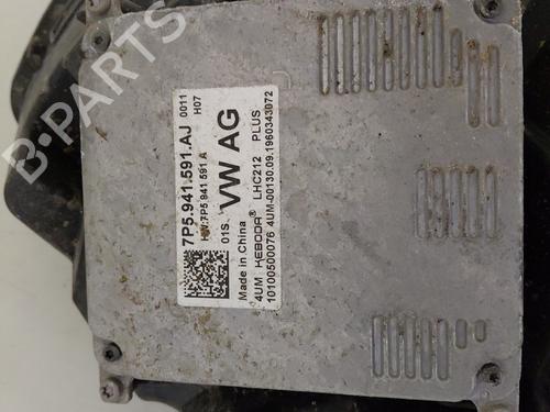 Used Right headlight Right headlight SKODA KAROQ (NU7, ND7) 1.6 TDI (115 hp) 32655752 32655752