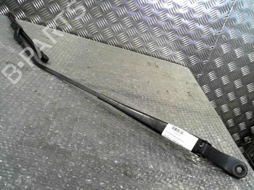 Used Front windshield wiper arm PEUGEOT 208 I (CA_, CC_) 1.4 HDi (68 hp) 24765654