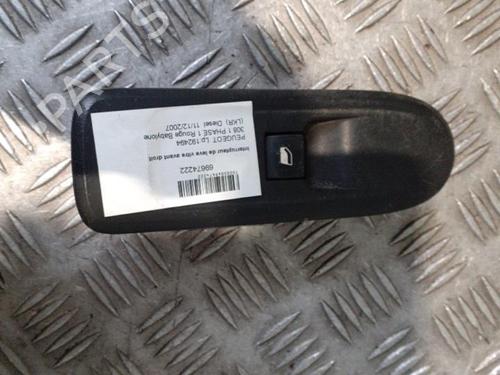 Used Right front window switch PEUGEOT 308 I (4A_, 4C_) 1.6 HDi (109 hp) 24747680
