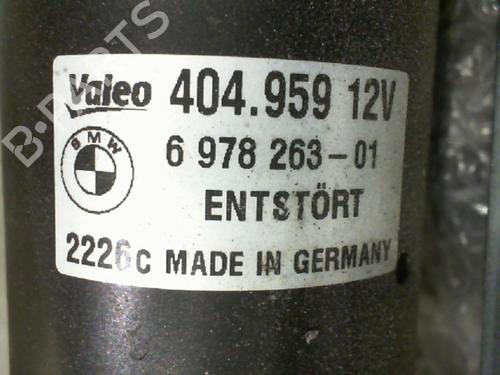 Used Front wiper motor Front wiper motor BMW 3 (E90) 330 d (231 hp) 24765902 24765902