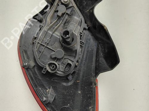 left-taillight-opel-corsa-e-x15-2014-39563294 main image