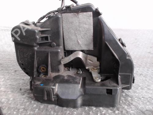 Rear left lock MERCEDES-BENZ E-CLASS (W211) E 270 CDI (211.016) | BP24745118C100 