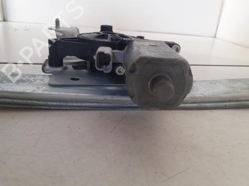 Used Front right window mechanism Front right window mechanism CITROËN C3 III (SX) 1.2 PureTech 82 (83 hp) 26509471 26509471