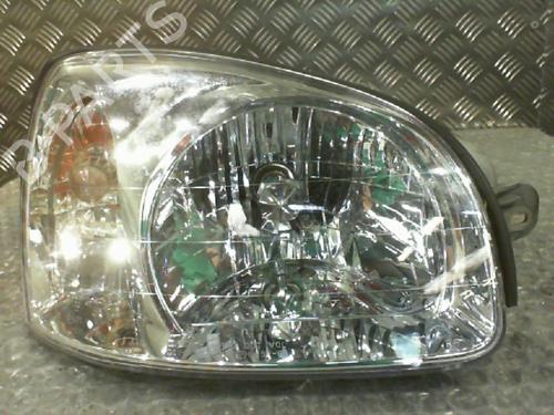 Used Right headlight HYUNDAI SANTA FÉ I (SM) 2.0 CRDi 4x4 (113 hp) 24746203