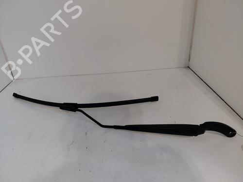 Used Front windshield wiper arm RENAULT CLIO IV (BH_) 1.6 RS Trophy (BHJ4, BHJ6) (220 hp) 31293180