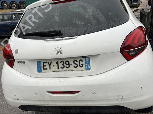 Brugte PEUGEOT 208 I (CA_, CC_)  1.5 BlueHDI 100  4600634