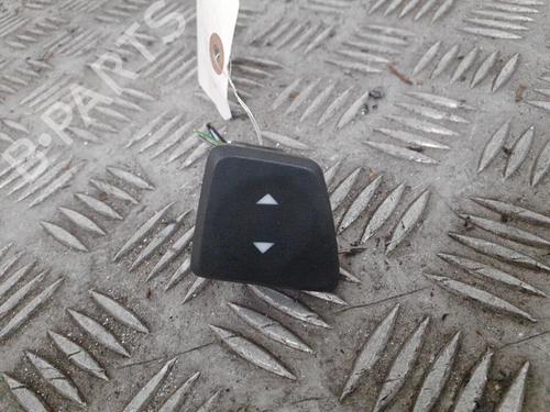 Used Left front window switch Left front window switch FIAT 500 (312_) 1.2 (312AXA1A) (69 hp) 24757073 24757073