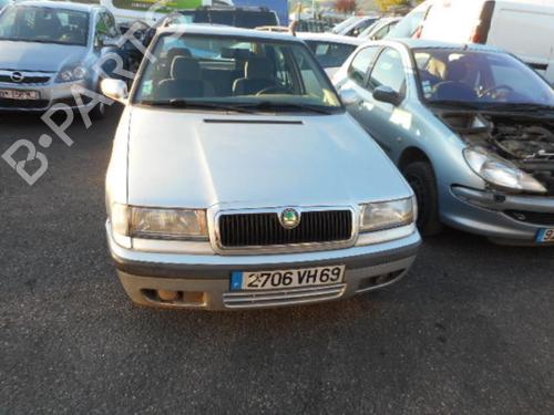 Brugte SKODA FELICIA I Estate (6U5) 1.6 (75 hp) 2403933