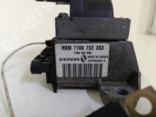 Used Ignition coil Ignition coil RENAULT SUPER 5 (B/C40_) 1.4 Cat (B/C/407) (58 hp) 24768400 24768400