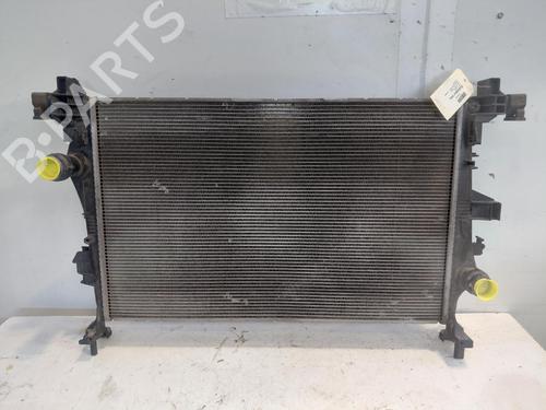 Used Water radiator Water radiator FIAT 500X (334_) 1.6 D Multijet (334AXA1B, 334AXA11) (120 hp) 36481138 36481138