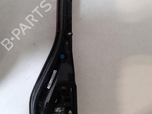 left-tailgate-light-renault-megane-iv-hatchback-b9amn_-2015-26509510 main image