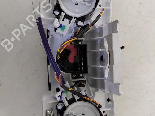 climate-control-fiat-tipo-saloon-356_-357_-2015-33233520 main image