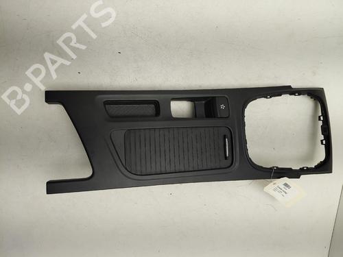 Middle console RENAULT MEGANE IV Hatchback (B9A/M/N_) 1.5 dCi 110 (B9A3) | BP37754649I22 - Image 2