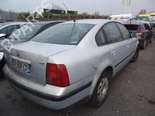 Left mirror VW PASSAT B5 (3B2) 1.9 TDI | BP24768643C26 