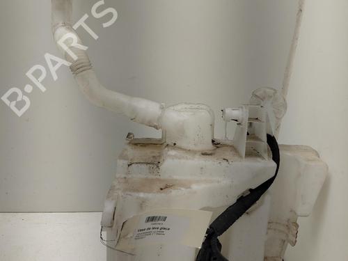Used Windscreen washer tank Windscreen washer tank VW POLO V (6R1, 6C1) 1.0 (60 hp) 39729167 39729167