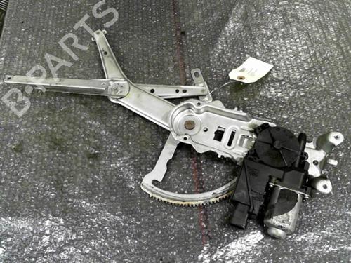Used Front left window mechanism OPEL CORSA C (X01) 1.2 Twinport (F08, F68) (80 hp) 24743427