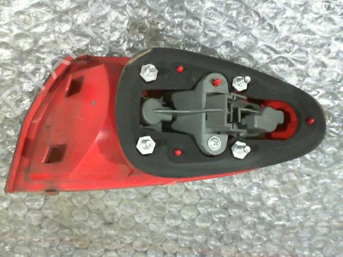 Achterlicht links ALFA ROMEO 147 (937_) 1.9 JTDM 8V (937.AXD1A, 937.AXU1A, 937.BXU1A) (120 hp) 24765927
