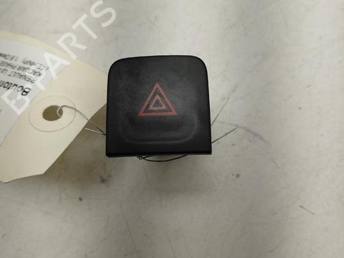 Used Warning switch Warning switch RENAULT KADJAR (HA_, HL_) 1.6 dCi 130 (HLA4) (130 hp) 40019154 40019154