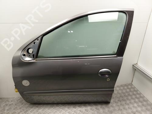 Used Left front door PEUGEOT 206 Hatchback (2A/C) 1.4 HDi eco 70 (68 hp) 30738972