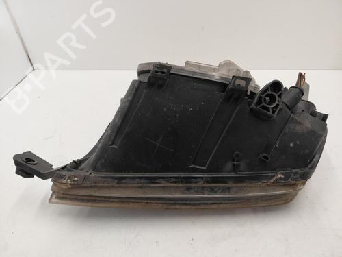 Used Right headlight Right headlight 39233821 39233821