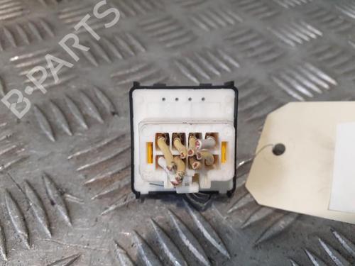 switch-citroen-c4-cactus-2014-24761705 main image