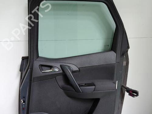 Used Right rear door Right rear door OPEL MERIVA B MPV (S10) 1.7 CDTI (75) (110 hp) 35779615 35779615