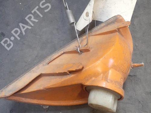 Used Right front indicator FIAT SEICENTO / 600 (187_) 0.9 (187AXA, 187AXA1A) (39 hp) 25262975