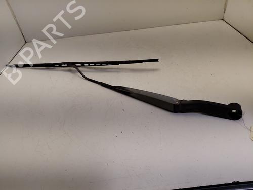 front-windshield-wiper-arm-kia-soul-i-am-2009-2010-2011-2012-2013-2014-32655719 main image