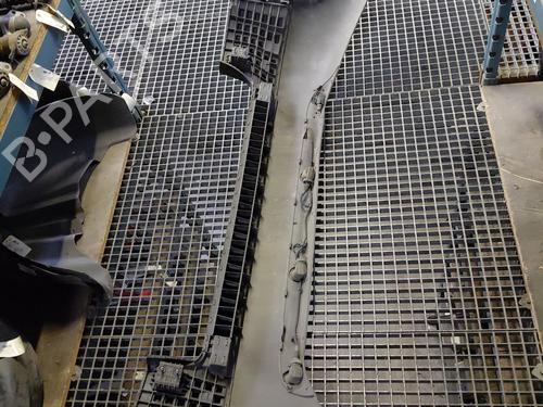 Used Rear bumper Rear bumper 37754823 37754823