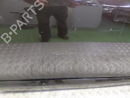 Used Right front door Right front door 32446430 32446430