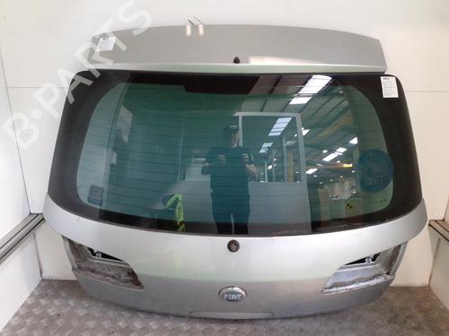 Used Tailgate FIAT CROMA (194_) 1.9 D Multijet (194AXC1B, 194AXC12) (150 hp) 25485021