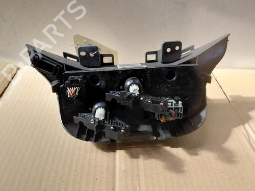 Used Climate control Climate control 38681942 38681942