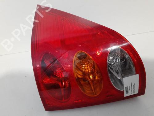 right-taillight-peugeot-1007-km_-2005-24750745 main image
