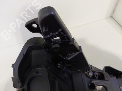 Left headlight RENAULT CLIO V (B7_) 1.0 TCe 90 (B7MT) | BP32423604C28