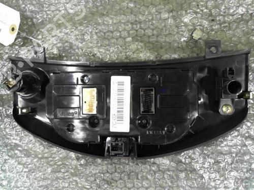Used Climate control Climate control 24743367 24743367