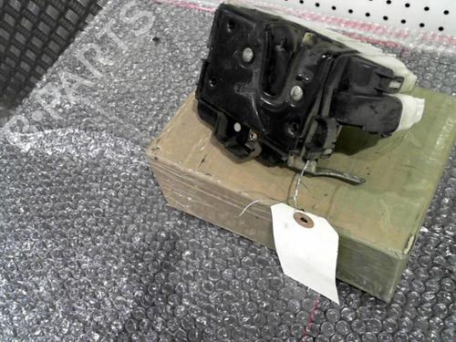 Used Front right lock VW POLO III (6N1) 60 1.4 (60 hp) 24753127