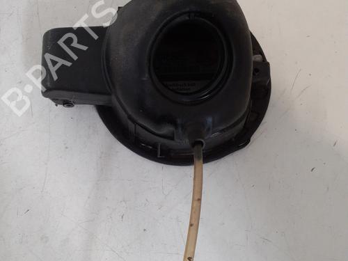 Fuel flap VW GOLF PLUS V (5M1, 521) 1.9 TDI | BP24764649C131 