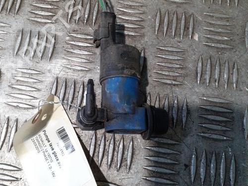 Used Washer pump Washer pump RENAULT TWINGO II (CN0_) 1.2 16V (CN0K, CN0V, CN0A) (76 hp) 24757560 24757560