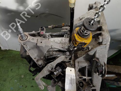 Used Gearbox Gearbox RENAULT CAPTUR II (HF_) LPG (HFMT) (101 hp) 29642304 29642304
