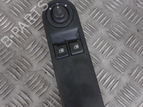Used Switch RENAULT CLIO IV (BH_) 1.5 dCi 75 (75 hp) 24748858