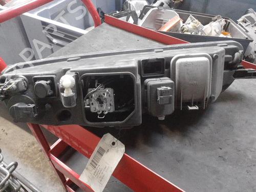 Used Right headlight Right headlight FIAT MAREA (185_) 1.9 TD 100 (185AX_) (100 hp) 24758680 24758680