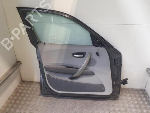 Used Left front door BMW 1 (E87) 120 i (150 hp) 24759427