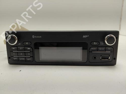Used Radio Radio MERCEDES-BENZ CITAN Box Body/MPV (W415) 109 CDI (415.603, 415.605) (95 hp) 37679512 37679512