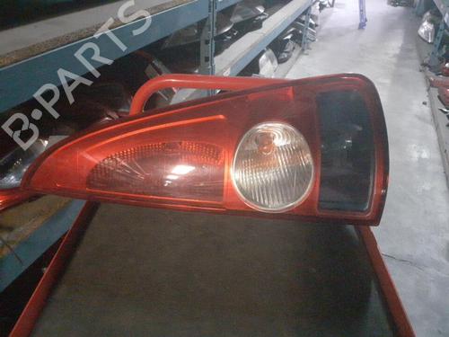 right-taillight-renault-espace-iv-jk01_-2002-24769371 main image