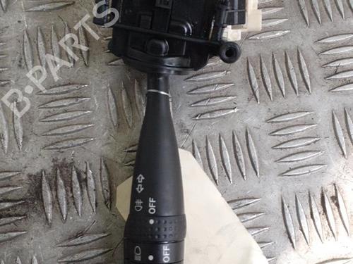 switch-suzuki-swift-iii-mz-ez-2005-24739386 main image