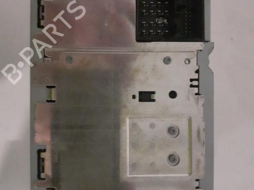 radio-seat-exeo-3r2-2008-2009-2010-2011-2012-2013-26929913 main image