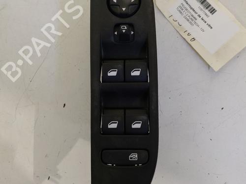 Used Switch PEUGEOT 2008 II (UD_, US_, UY_, UJ_, UR_, UC_) 1.2 PureTech 130 (USHNS, URHNS) (130 hp) 30443508