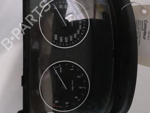 Used Instrument cluster BMW 3 Touring (F31) 330 d (258 hp) 27403433